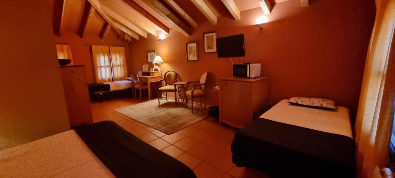 Hotel Sara De Ur La Cabrera Εξωτερικό φωτογραφία