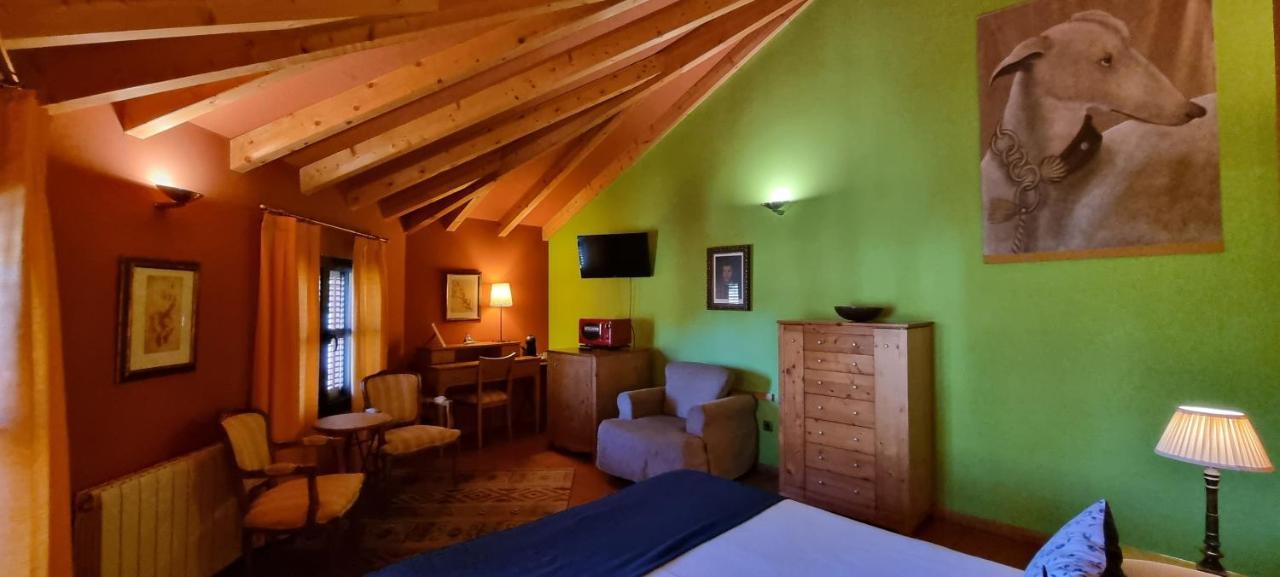 Hotel Sara De Ur La Cabrera Εξωτερικό φωτογραφία