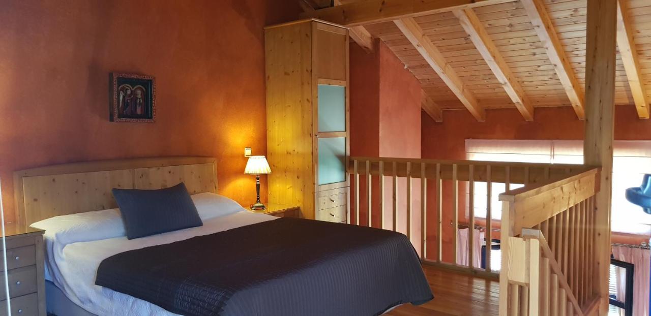 Hotel Sara De Ur La Cabrera Εξωτερικό φωτογραφία