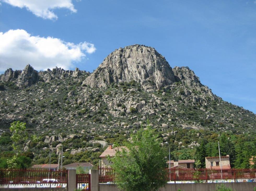 Hotel Sara De Ur La Cabrera Εξωτερικό φωτογραφία