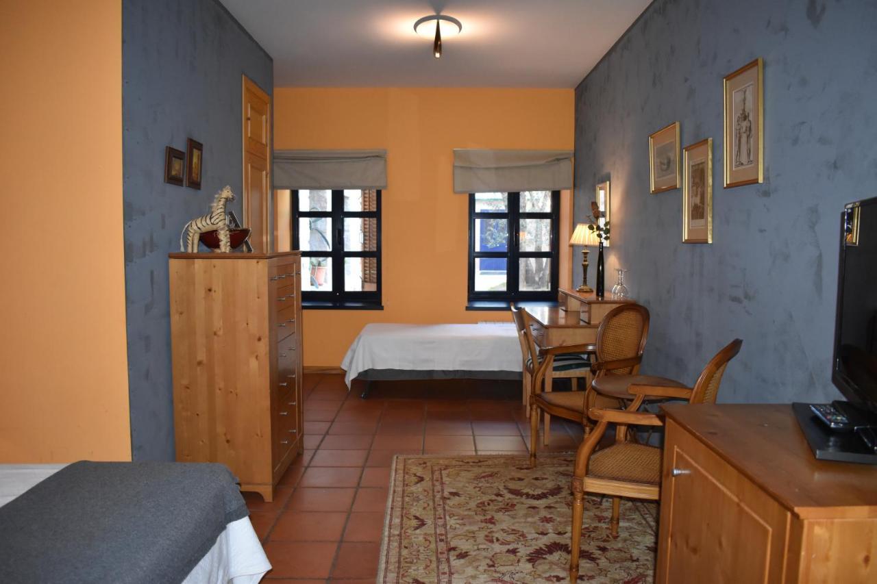 Hotel Sara De Ur La Cabrera Εξωτερικό φωτογραφία